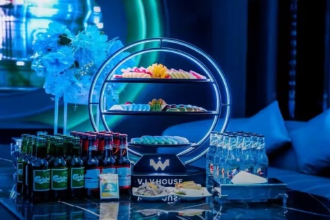 辽阳市中心高端夜场招聘,薪资按天结,晚班可兼职